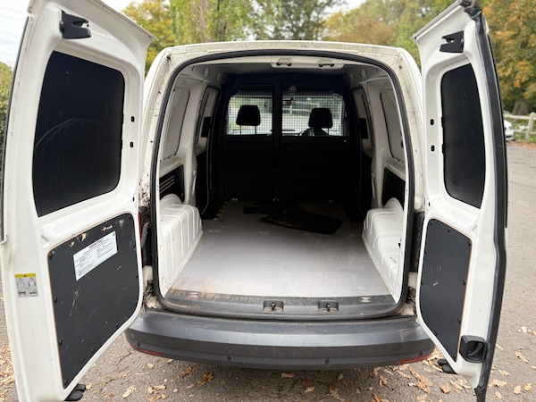 Used Volkswagen Caddy Maxi 2016 for sale - 76263482: Photo 7