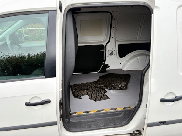 Used Volkswagen Caddy Maxi 2016 for sale - 76263482: Photo 8