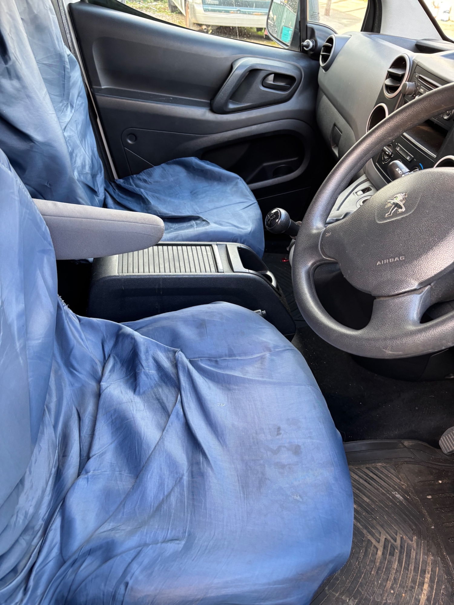 Used Peugeot Partner 2014 for sale - 76255855: Photo 10