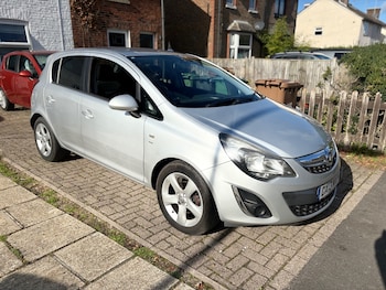 Vauxhall - Corsa