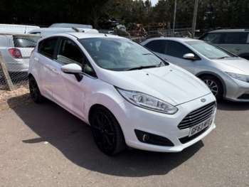 2013 (63) - 1.0 EcoBoost 125 Titanium 5dr
