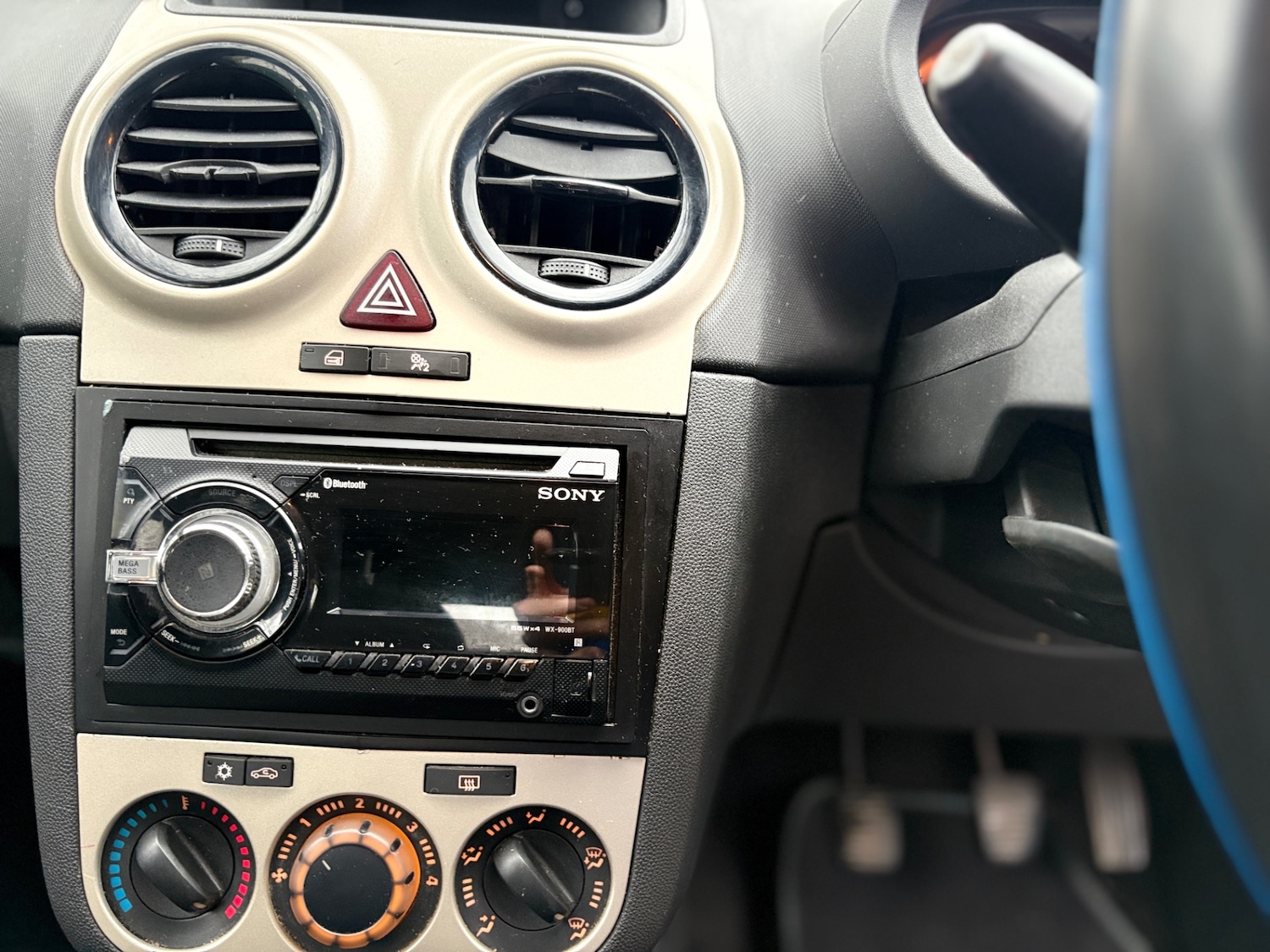 Used Vauxhall Corsa 2011 for sale - 76885199: Photo 11