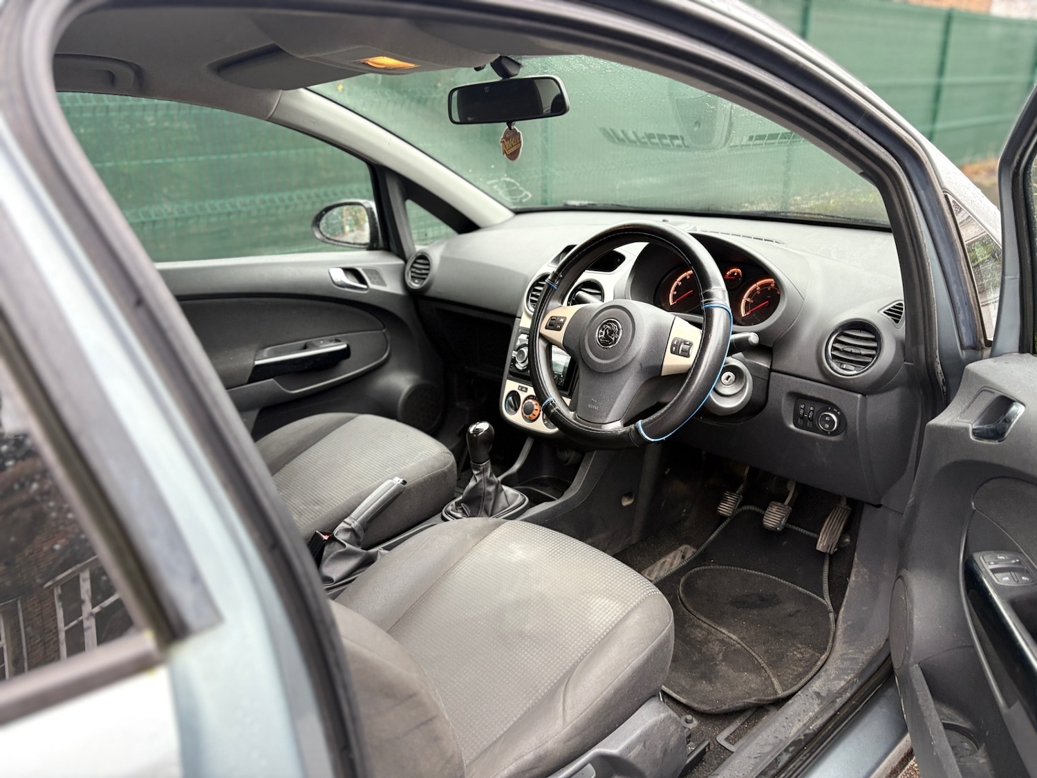 Used Vauxhall Corsa 2011 for sale - 76885199: Photo 9