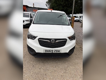 Used Vauxhall Combo 2019 for sale - 76079505: Photo 2