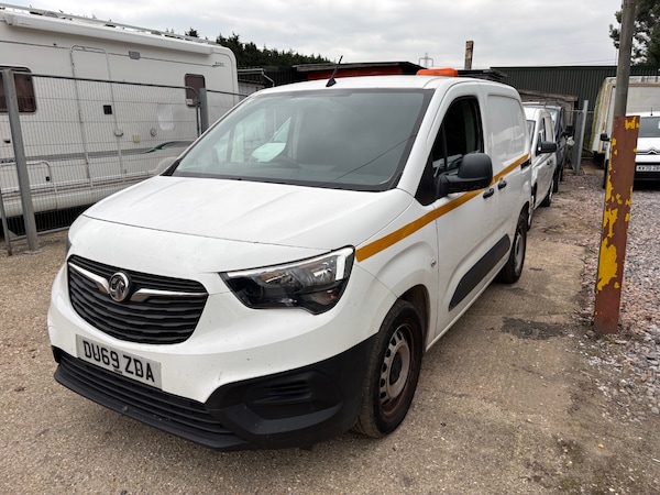 Used Vauxhall Combo 2019 for sale - 76079505: Photo 3