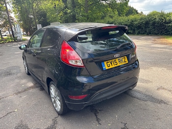 Used Ford Fiesta 2015 for sale - 78577876: Photo