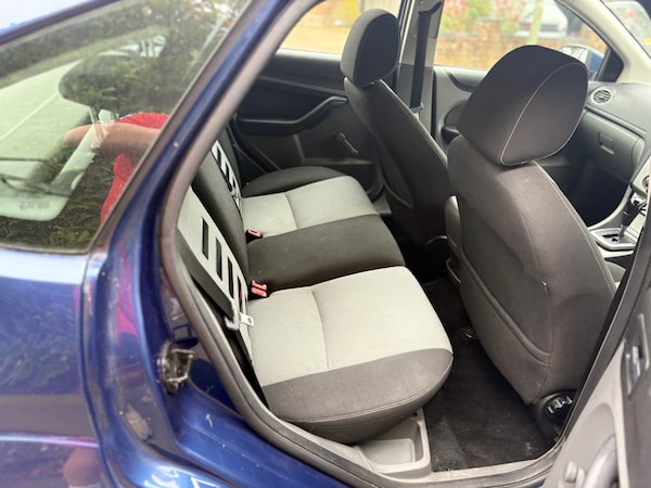 Used Ford Focus 2009 for sale - 76252313: Photo 7