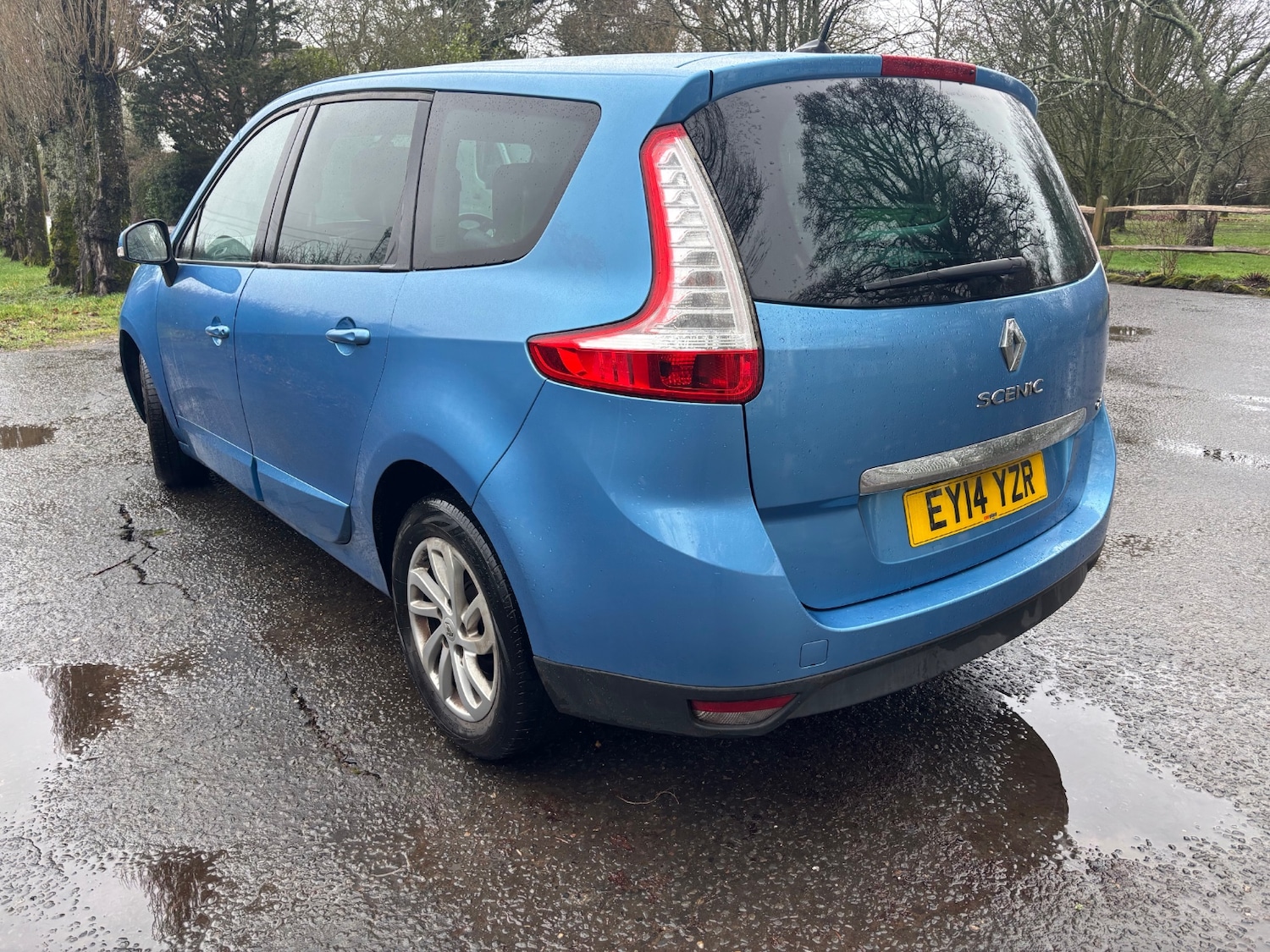 Used Renault Grand Scenic 2014 for sale - 77502917: Photo 4