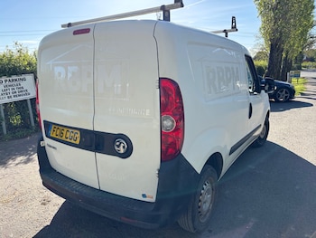 Used Vauxhall Combo 2016 for sale - 78324056: Photo