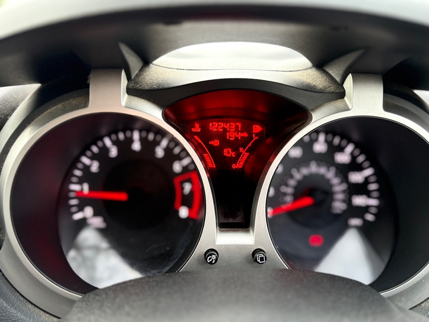 Used Nissan Juke 2011 for sale - 77377799: Photo 11