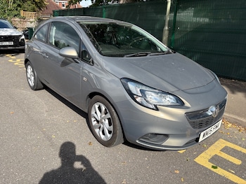 Vauxhall - Corsa