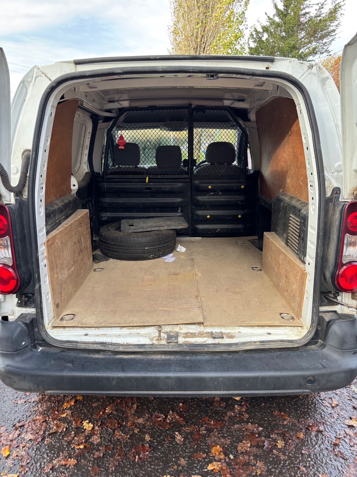 Used Peugeot Partner 2014 for sale - 76554178: Photo 7