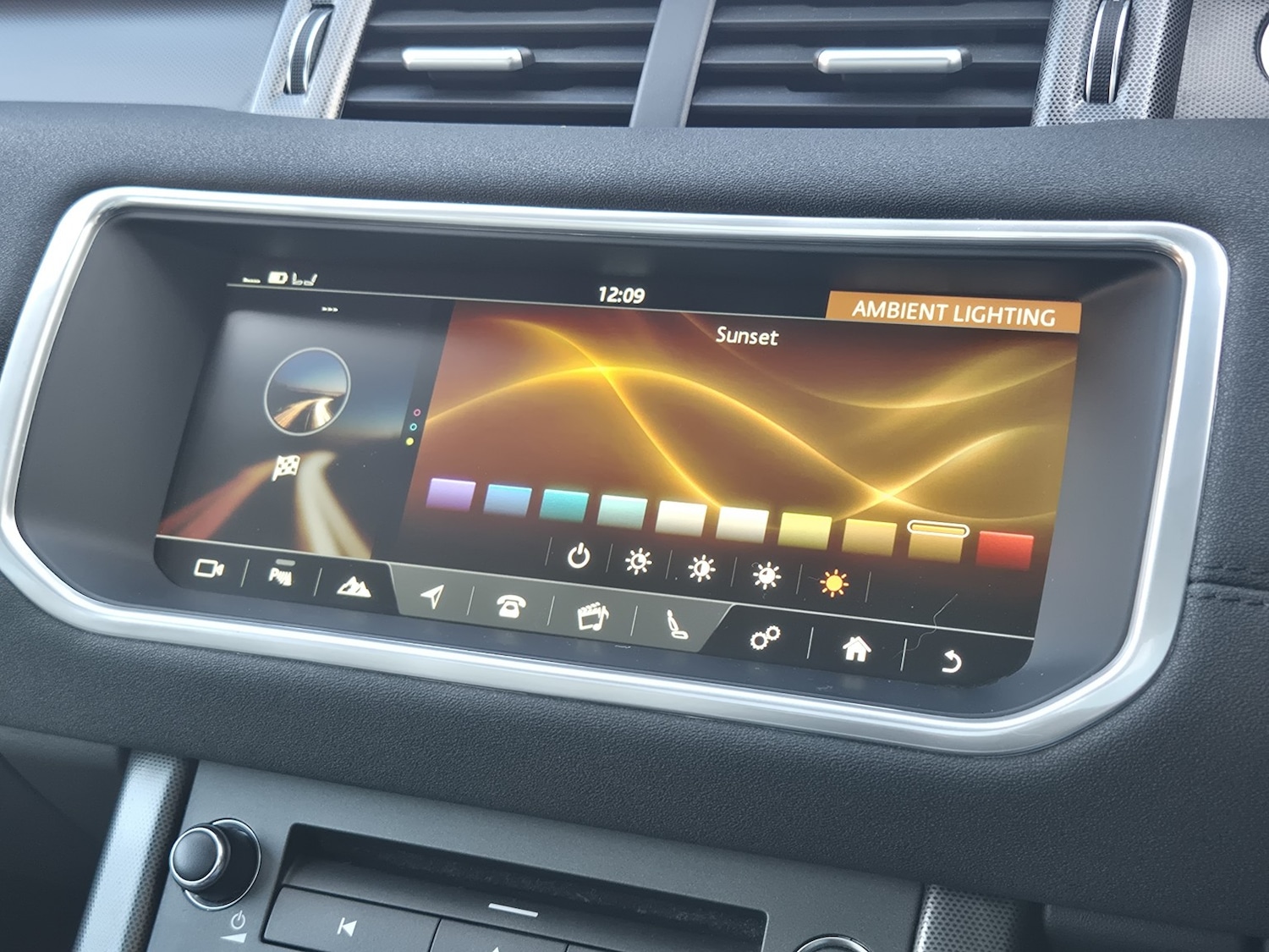 Used Land Rover Range Rover Evoque 2018 for sale - 77038944: Photo 11