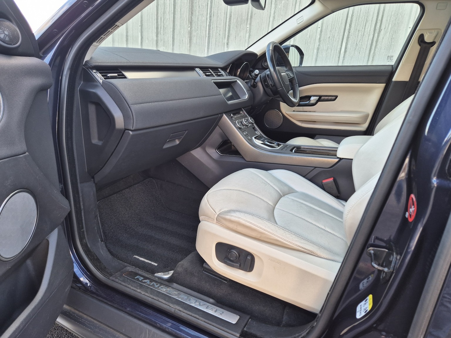 Used Land Rover Range Rover Evoque 2018 for sale - 77038944: Photo 37