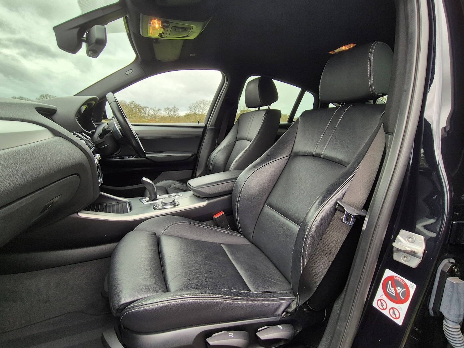 Used BMW X4 2017 for sale - 77906400: Photo 8