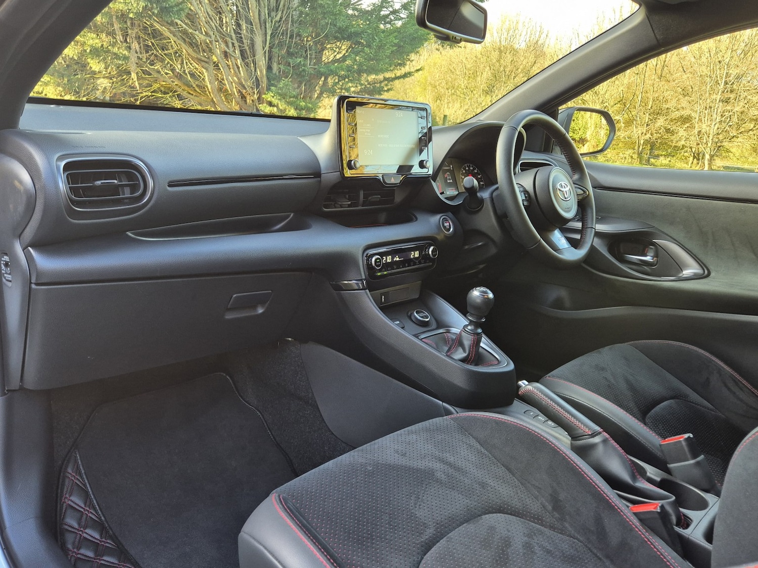 Used Toyota Yaris 2022 for sale - 76840571: Photo 3