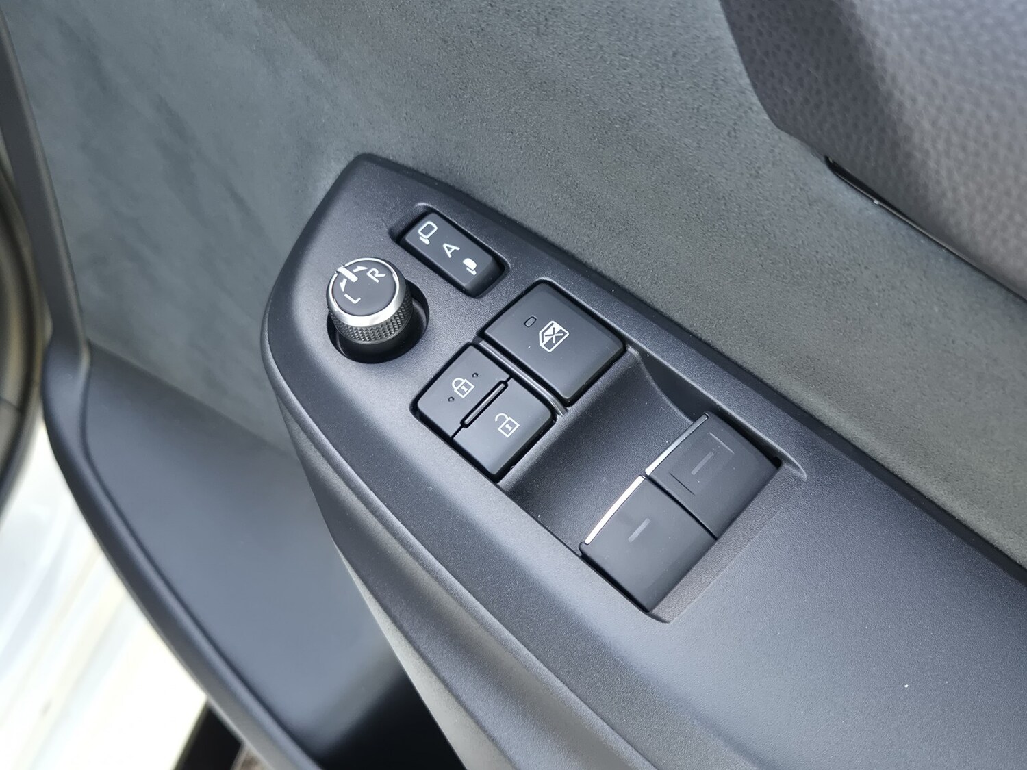 Used Toyota Yaris 2022 for sale - 76840571: Photo 33