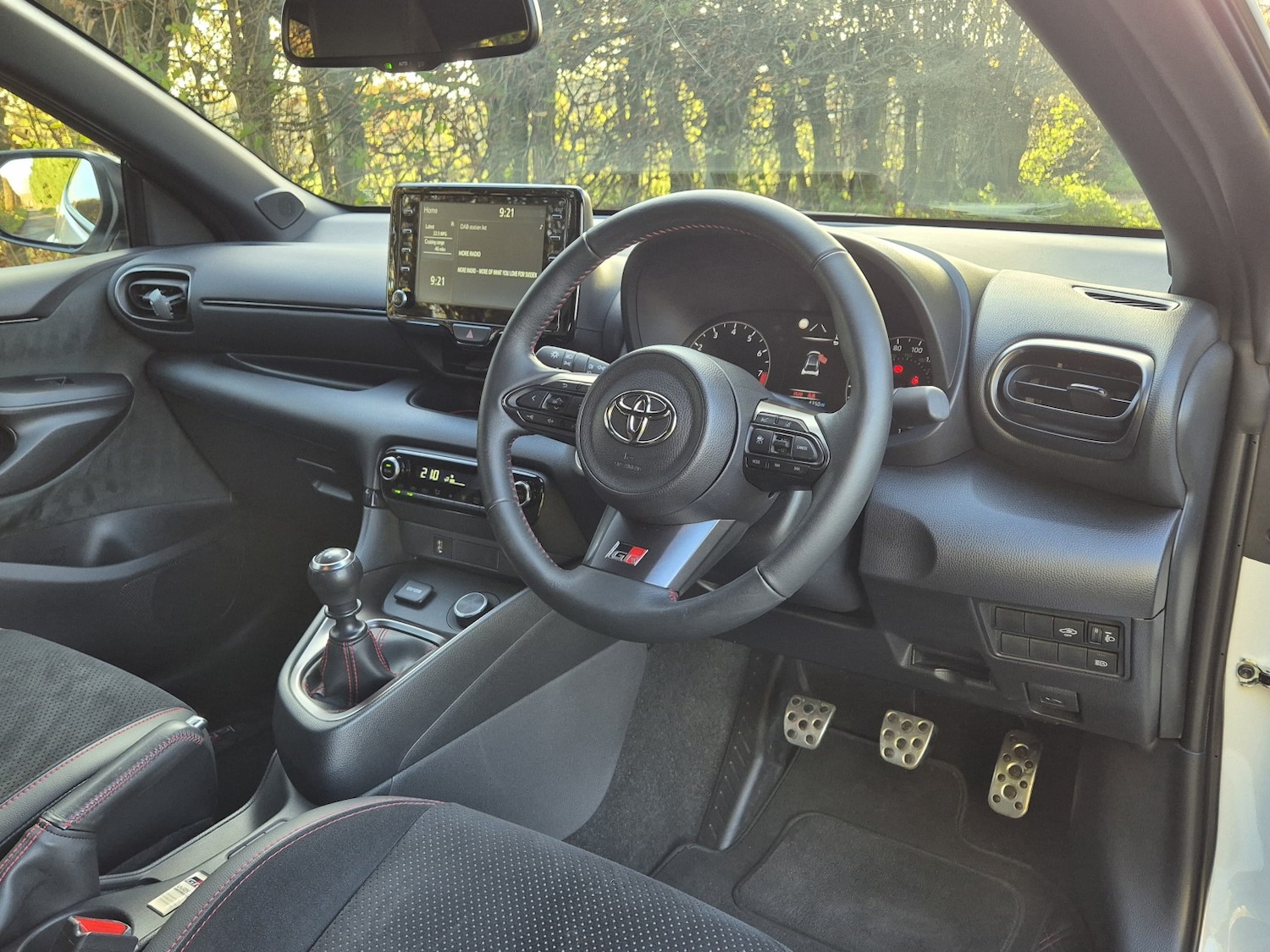 Used Toyota Yaris 2022 for sale - 76840571: Photo 5