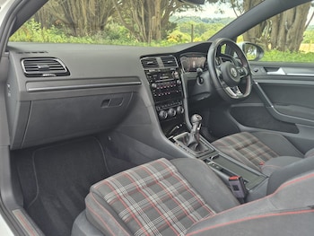 Used Volkswagen Golf 2019 for sale - 79130829: Photo