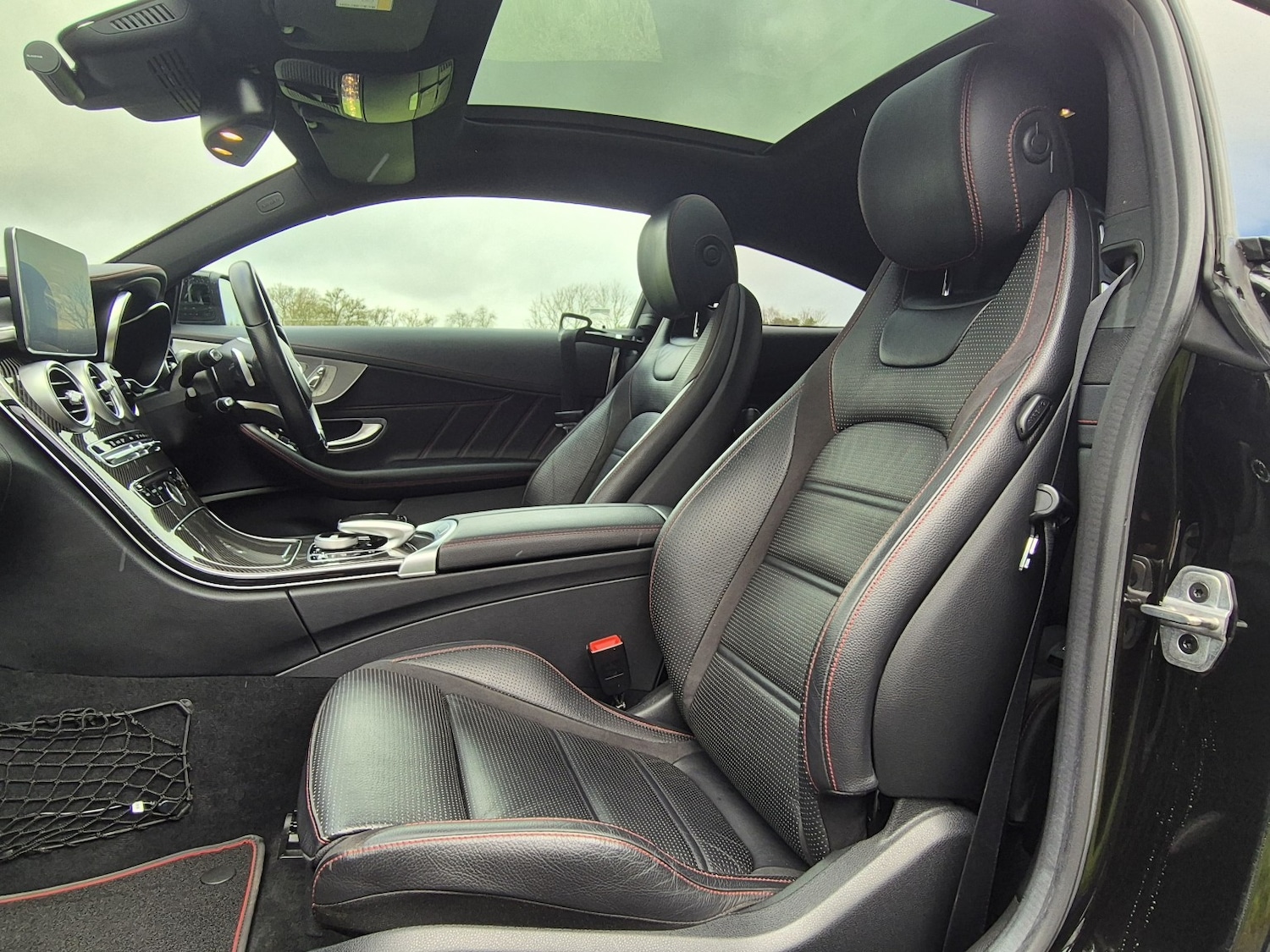 Used Mercedes-Benz C Class 2018 for sale - 77536016: Photo 15