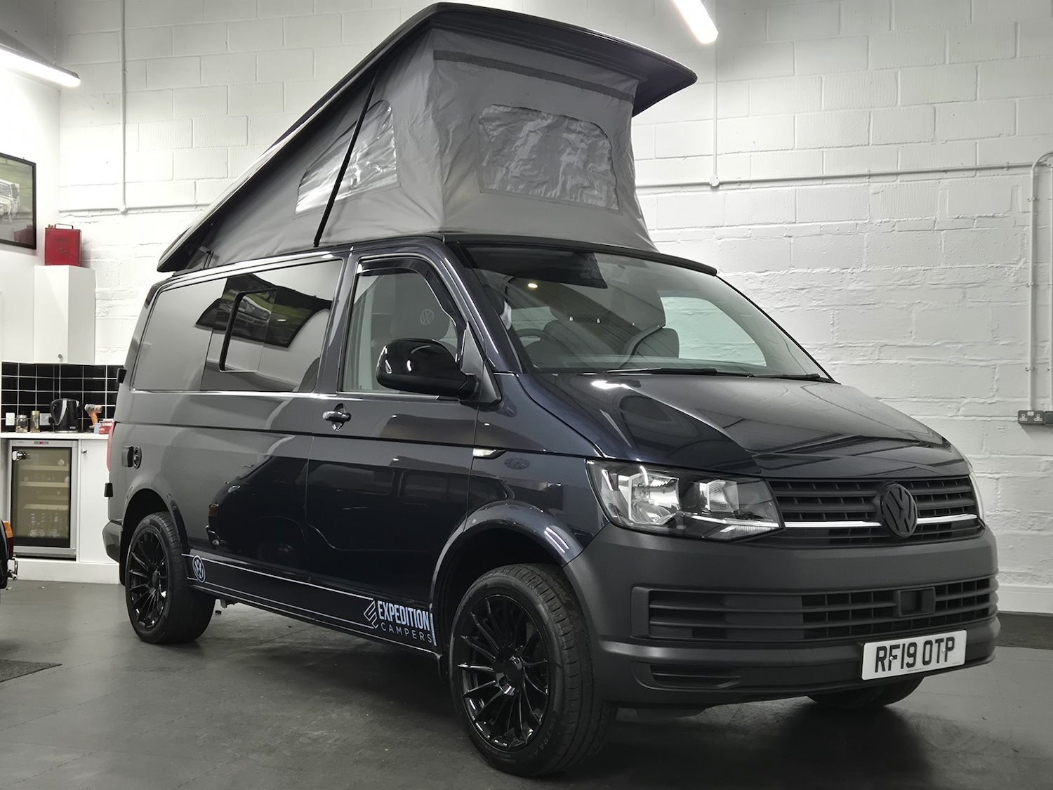 Used Volkswagen Transporter 2019 for sale - 76840573: Photo 1