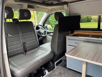 Used Volkswagen Transporter 2019 for sale - 76840573: Photo