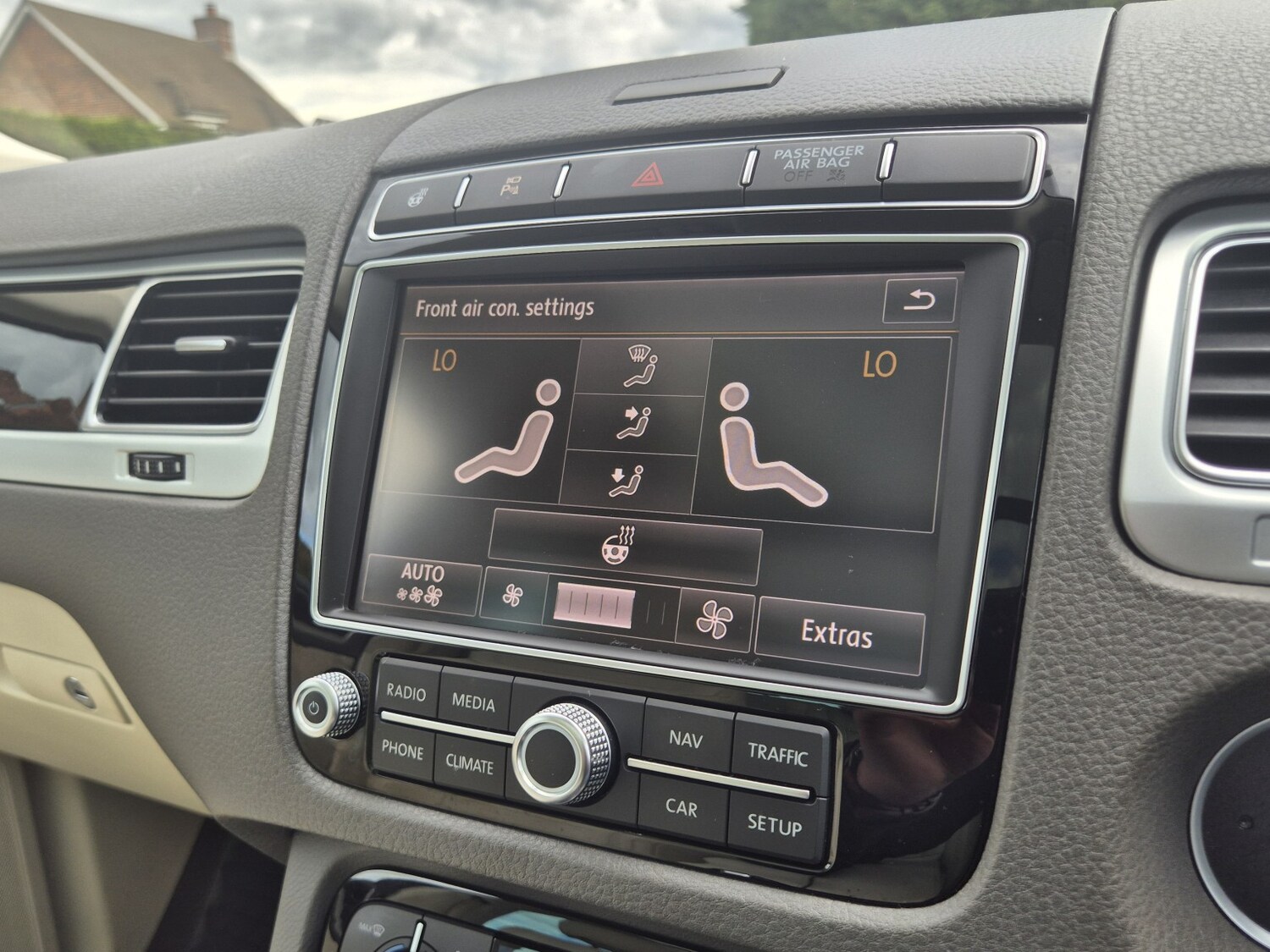 Used Volkswagen Touareg 2017 for sale - 78105961: Photo 28