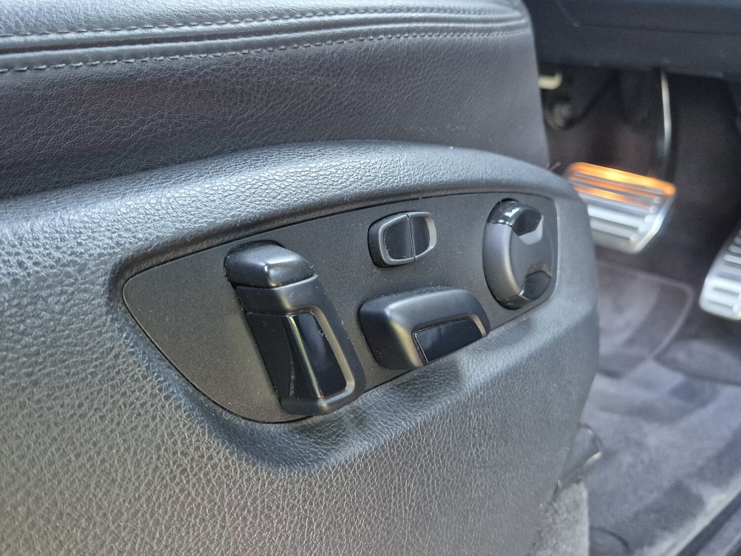 Used Volkswagen Touareg 2017 for sale - 78038994: Photo 16