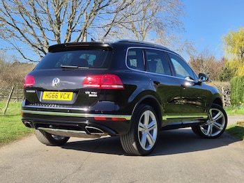 Used Volkswagen Touareg 2017 for sale - 78038994: Photo