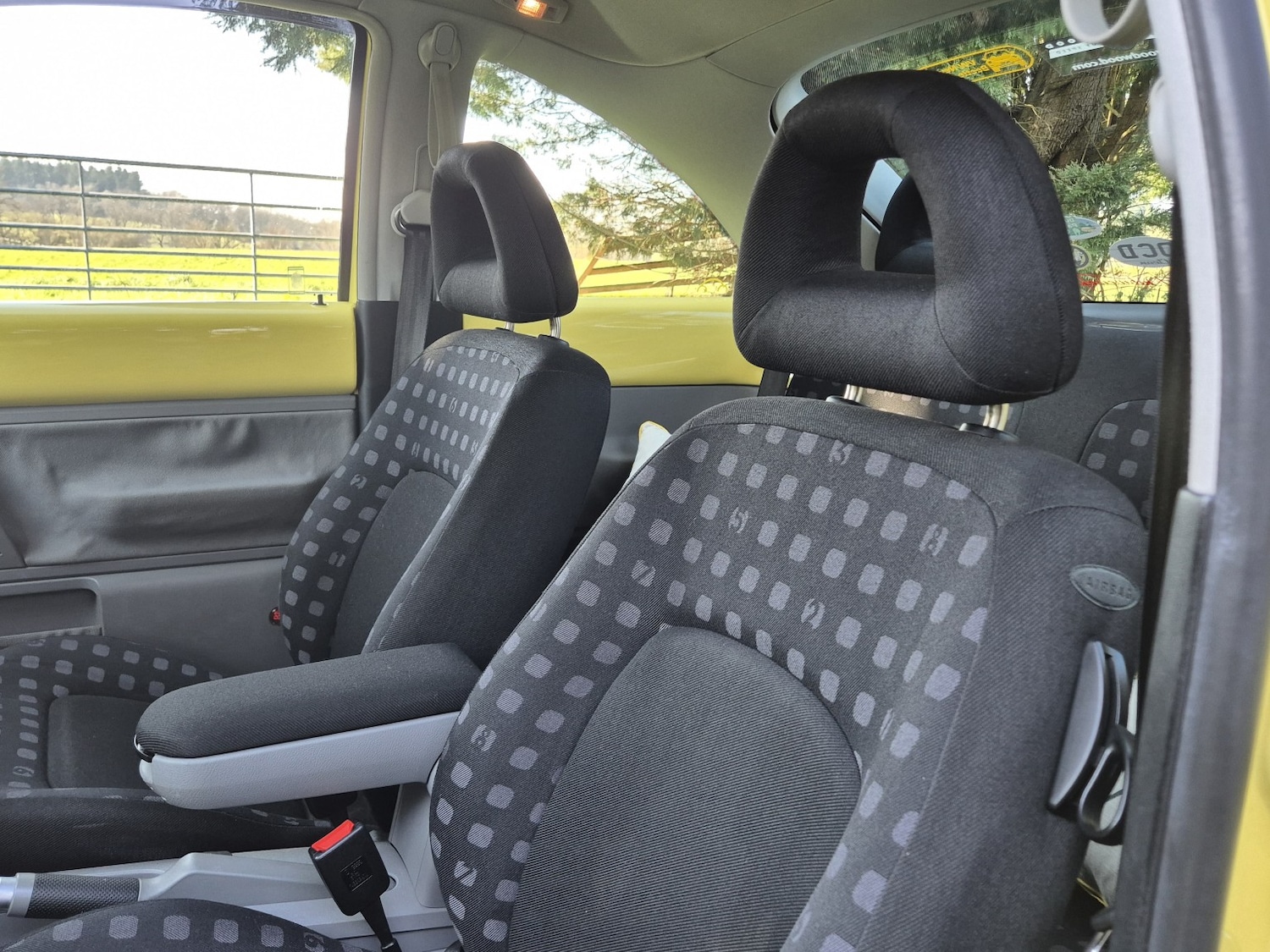 Used Volkswagen Beetle 2000 for sale - 77954075: Photo 10