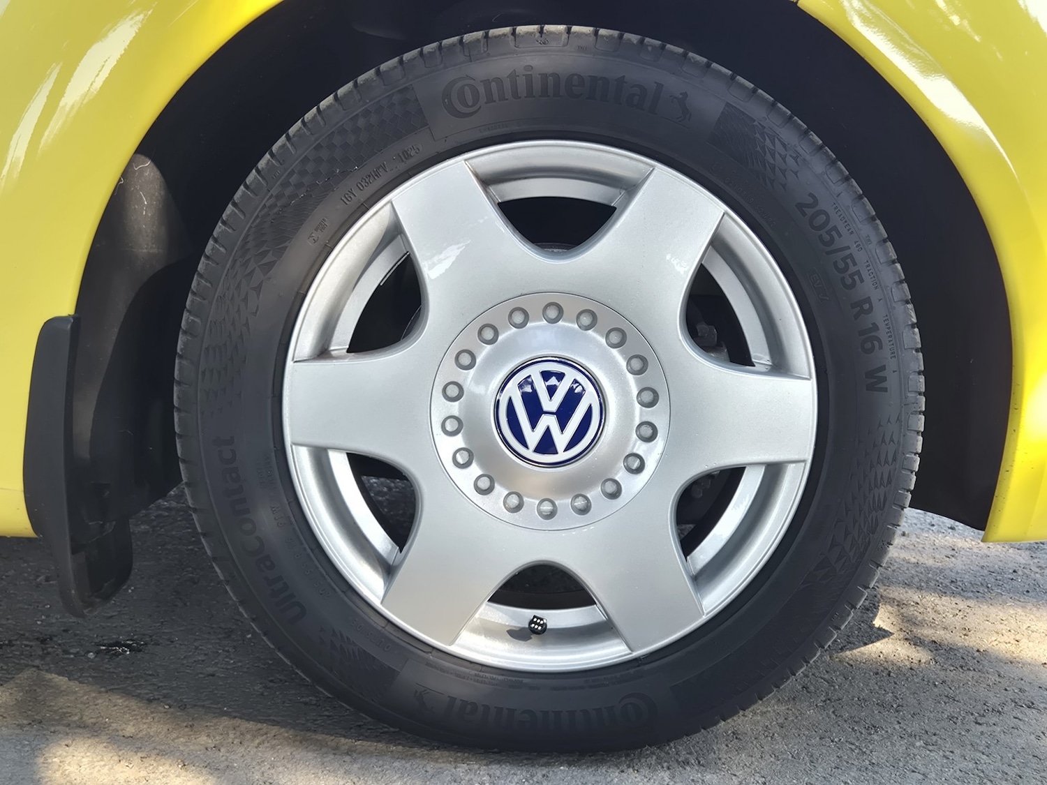 Used Volkswagen Beetle 2000 for sale - 77954075: Photo 23