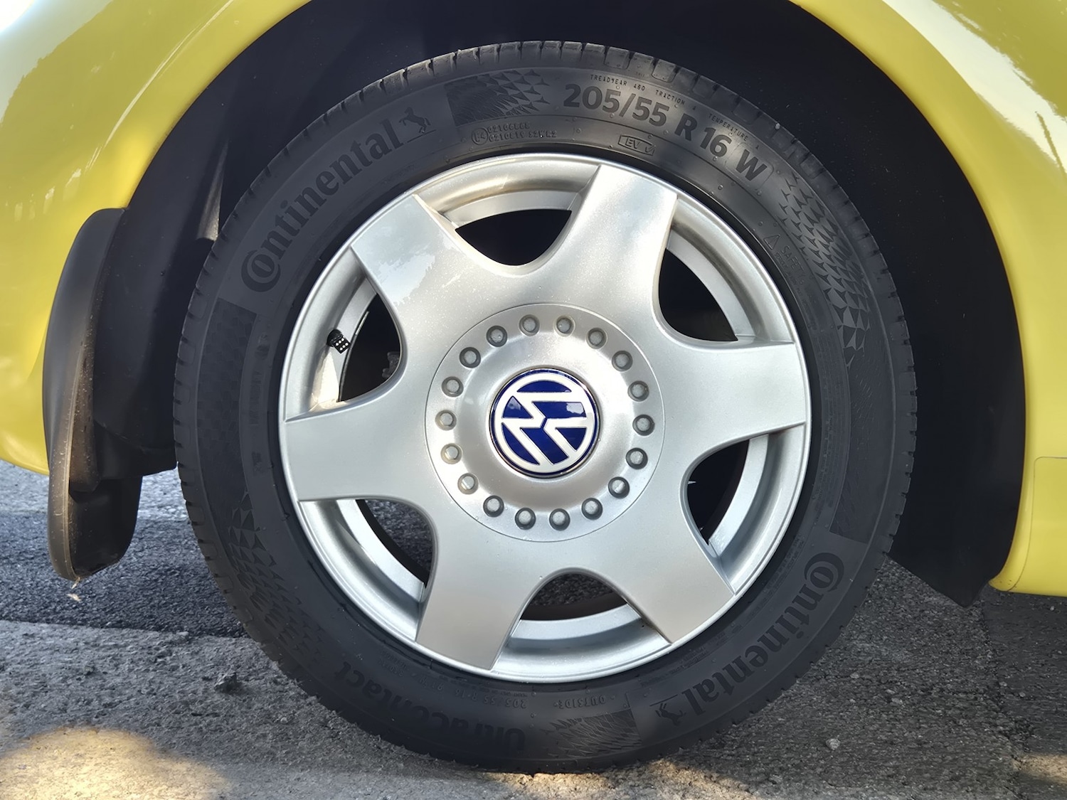 Used Volkswagen Beetle 2000 for sale - 77954075: Photo 24