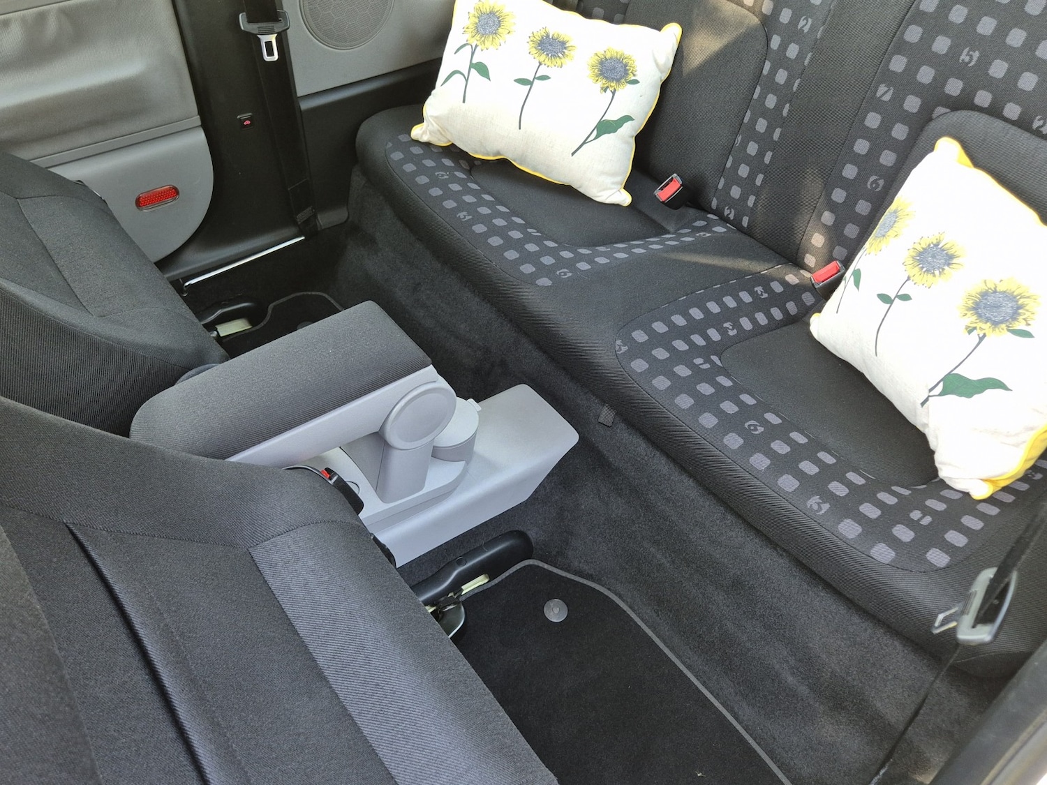 Used Volkswagen Beetle 2000 for sale - 77954075: Photo 31