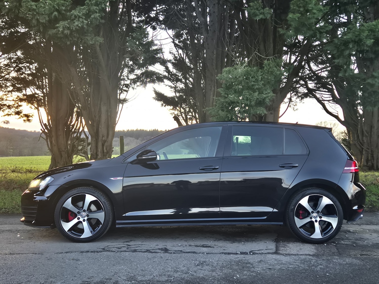 Used Volkswagen Golf 2017 for sale - 77453076: Photo 4