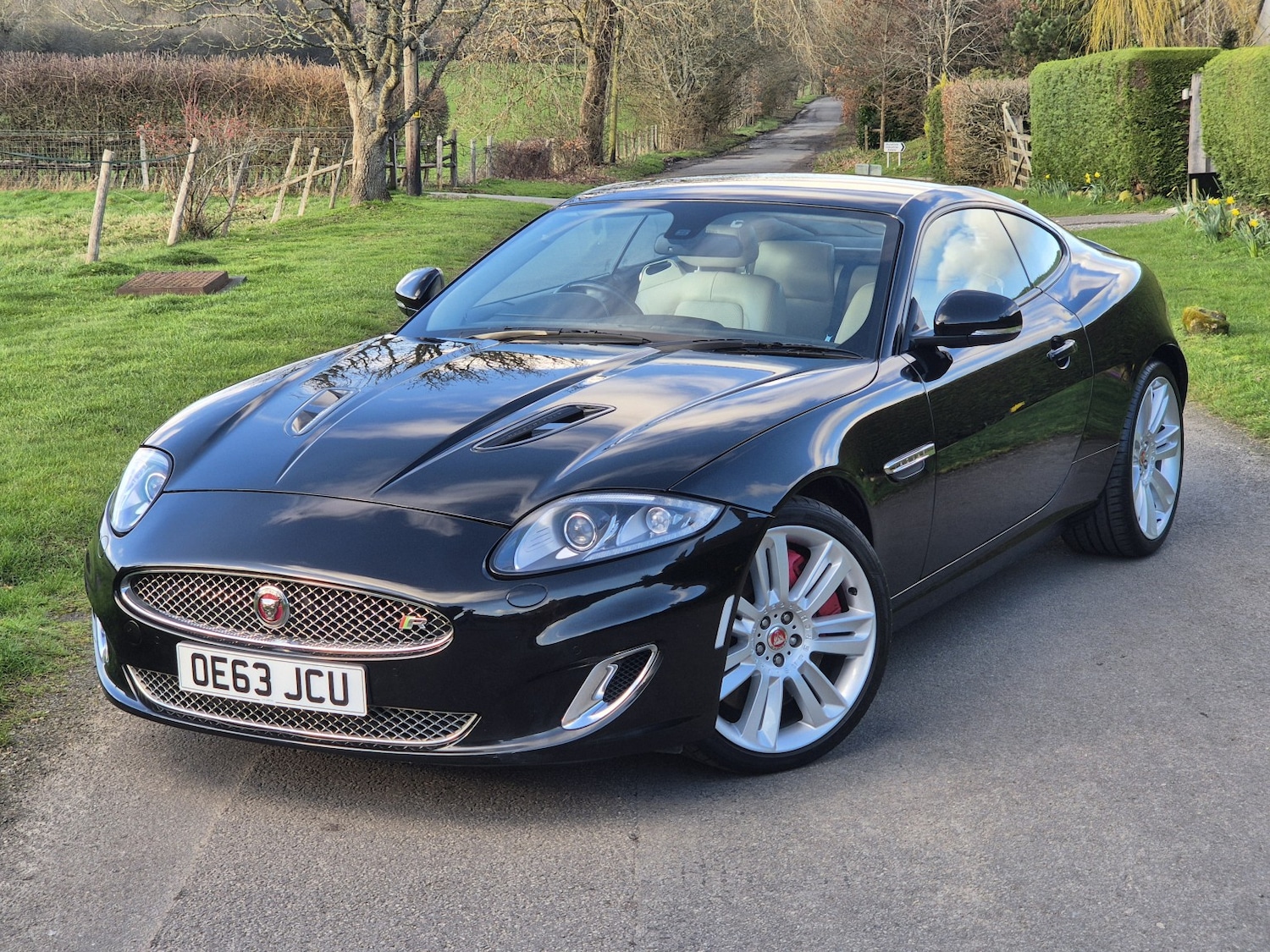 Used Jaguar XKR 2013 for sale - 78121531: Photo 6