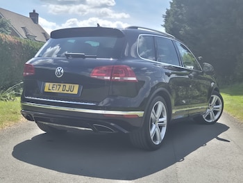 Used Volkswagen Touareg 2017 for sale - 78841014: Photo