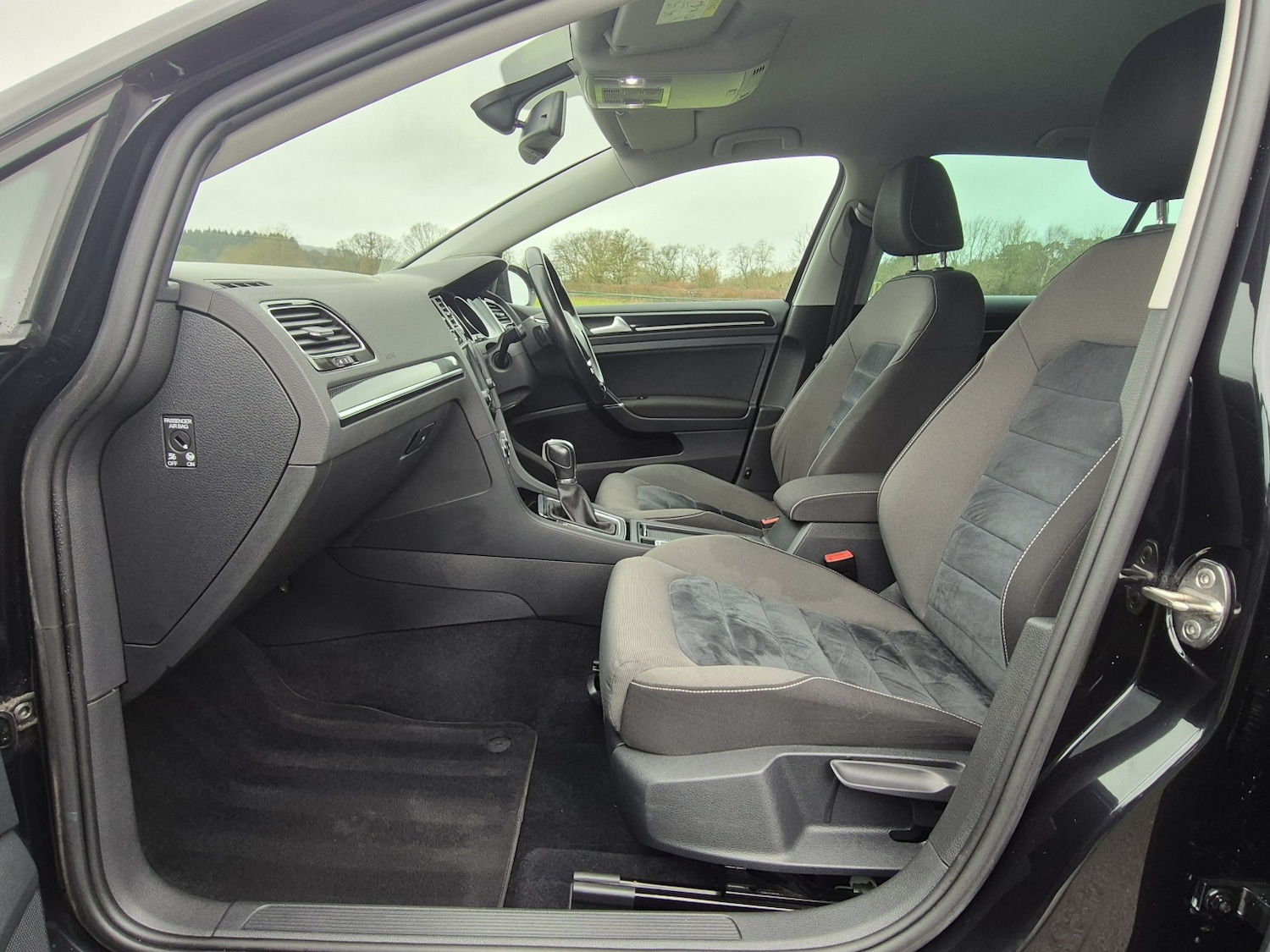 Used Volkswagen Golf 2016 for sale - 77173165: Photo 14