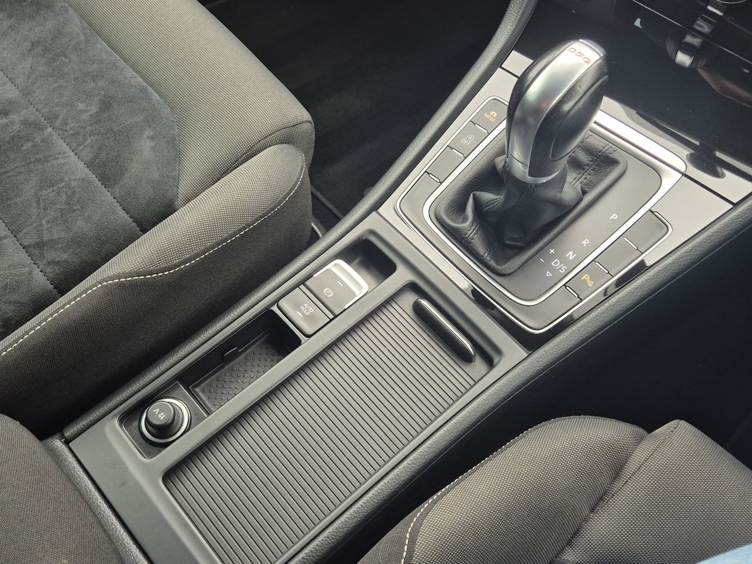 Used Volkswagen Golf 2016 for sale - 77173165: Photo 23