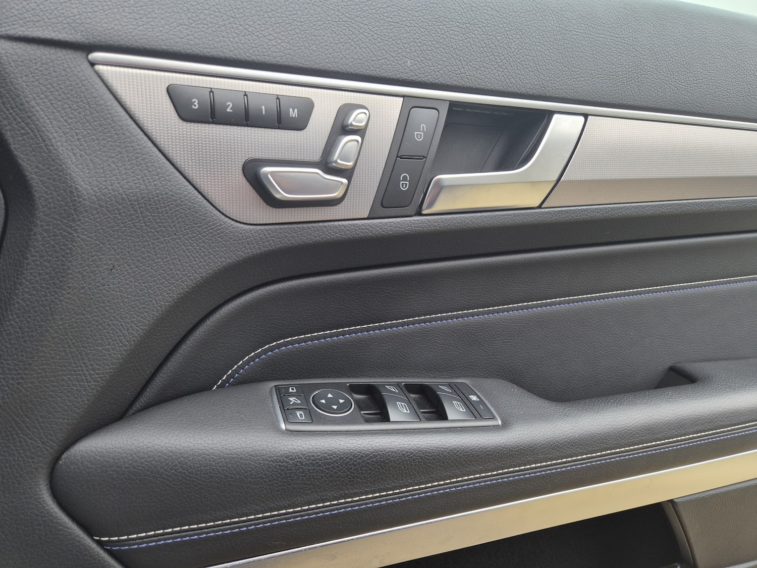 Used Mercedes-Benz E Class 2016 for sale - 77038909: Photo 10