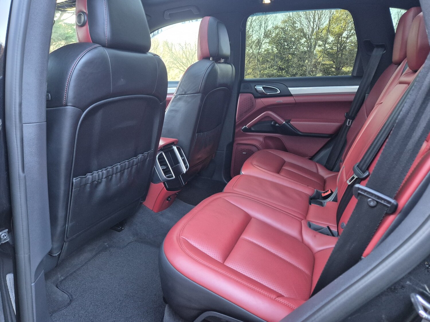 Used Porsche Cayenne 2016 for sale - 76840574: Photo 17