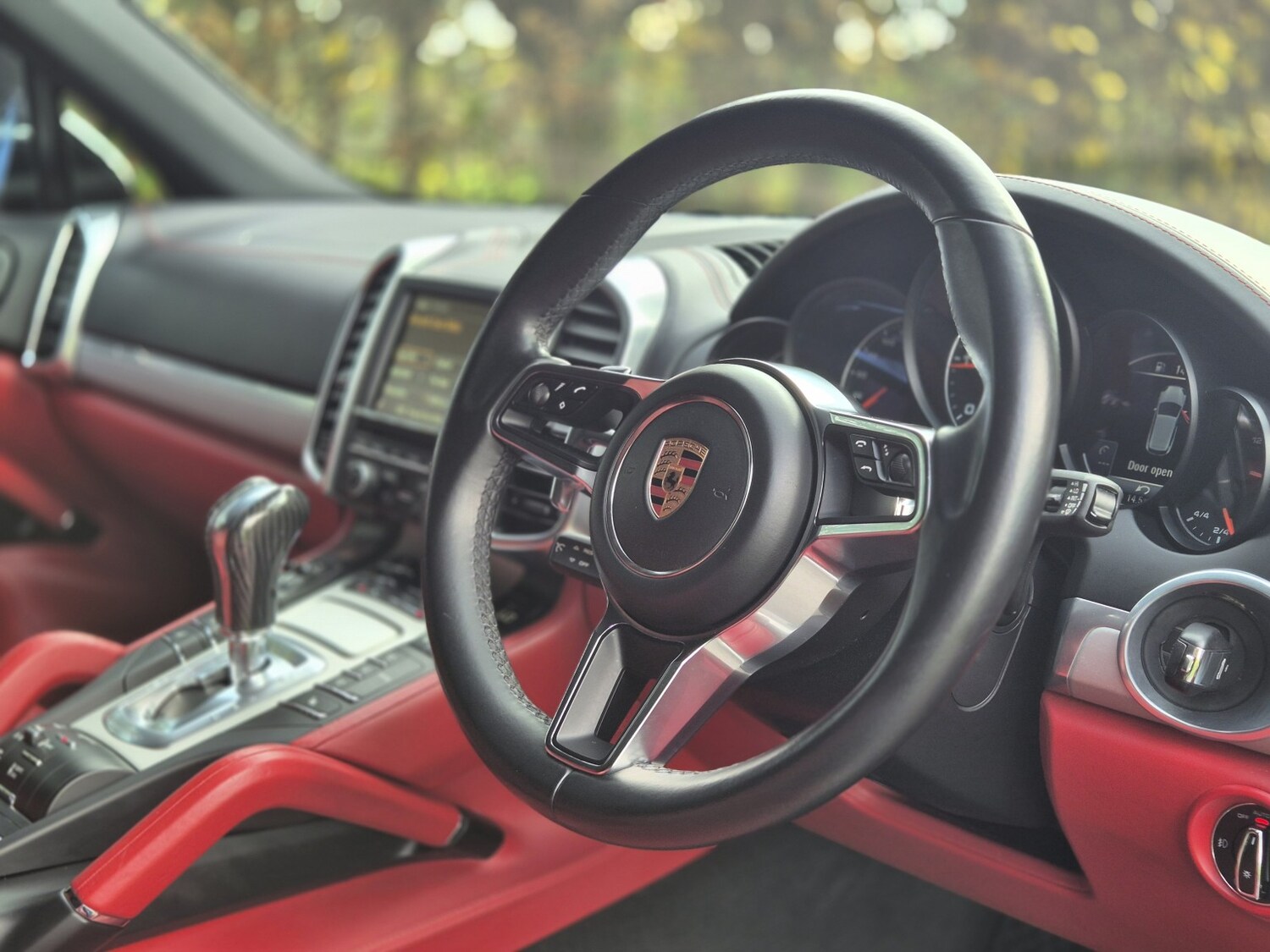 Used Porsche Cayenne 2016 for sale - 76840574: Photo 26