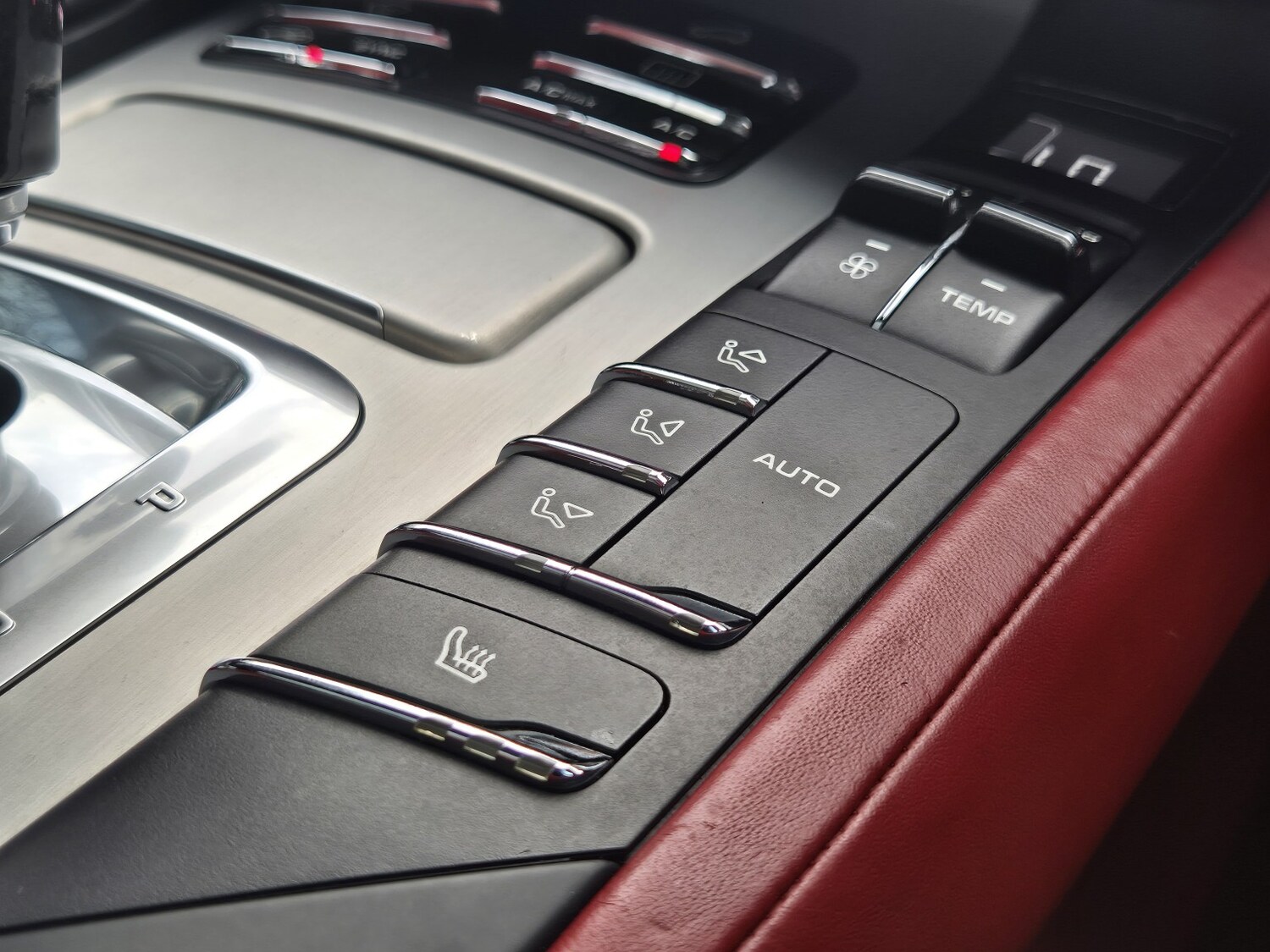 Used Porsche Cayenne 2016 for sale - 76840574: Photo 33