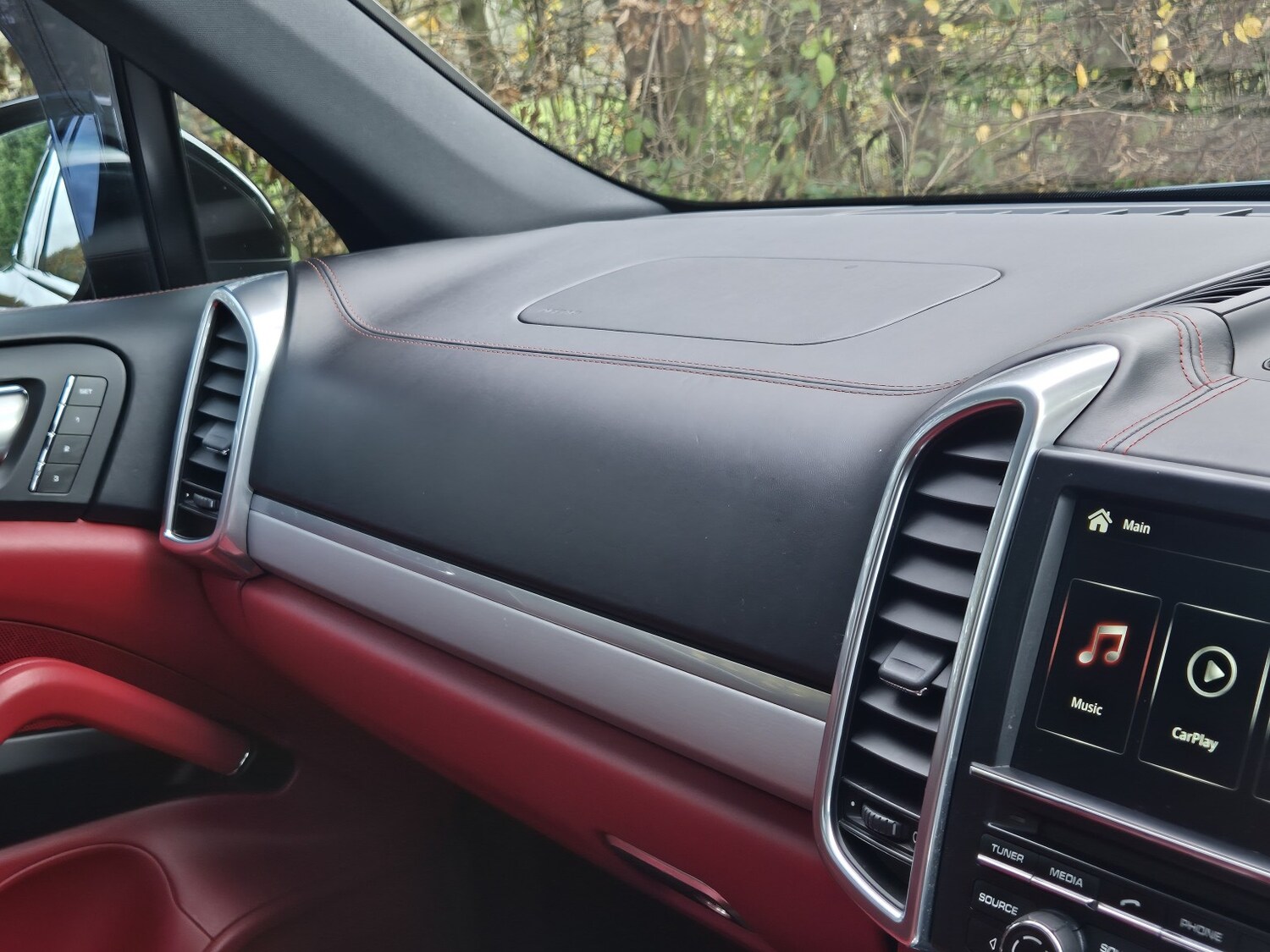 Used Porsche Cayenne 2016 for sale - 76840574: Photo 34