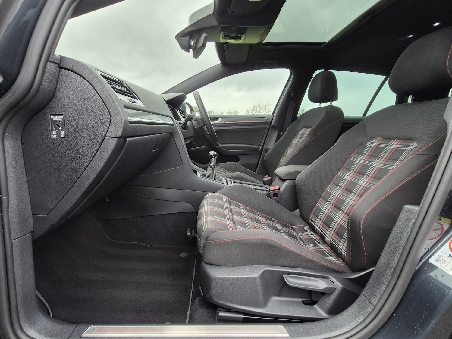 Used Volkswagen Golf 2018 for sale - 77251287: Photo 26