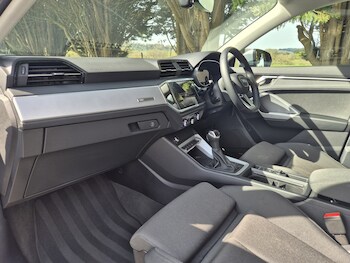 Used Audi Q3 2023 for sale - 78197998: Photo