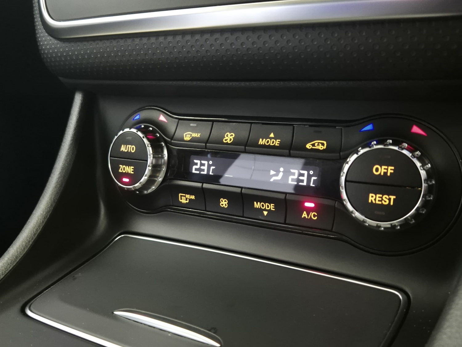 Used Mercedes-Benz A-Class 2017 for sale - 77303666: Photo 34