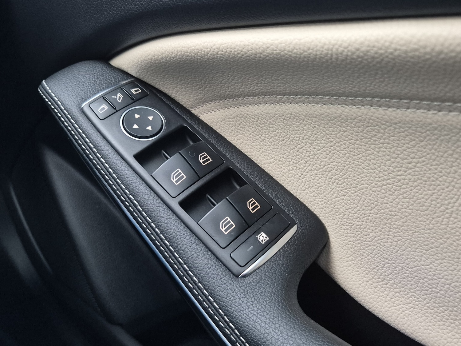 Used Mercedes-Benz A-Class 2017 for sale - 77303666: Photo 36