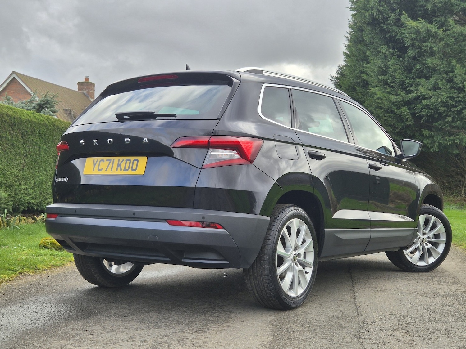 Used Skoda Karoq 2021 for sale - 77649553: Photo 2