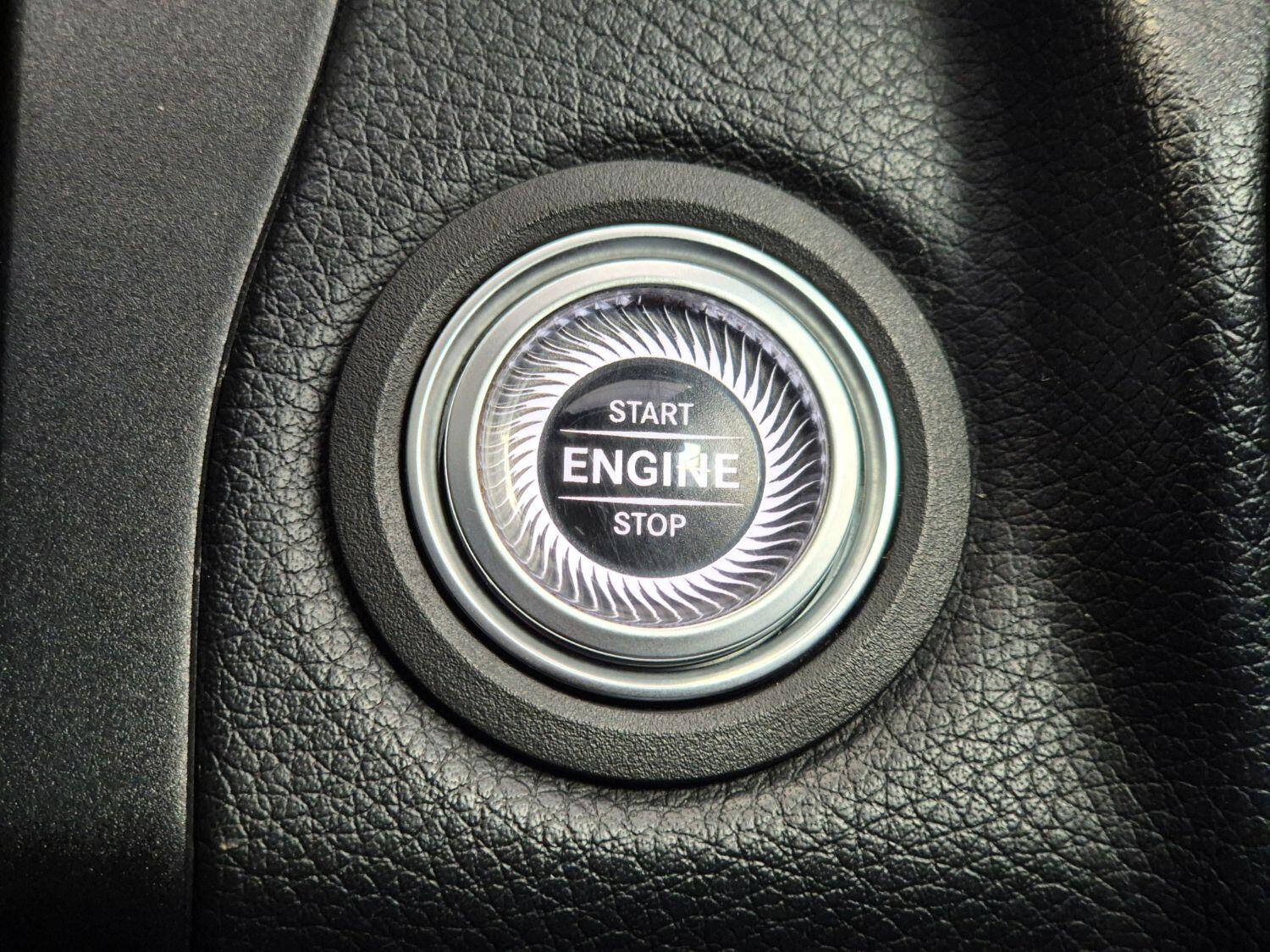 Used Mercedes-Benz C Class 2019 for sale - 76840576: Photo 21