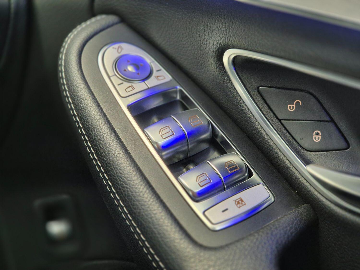 Used Mercedes-Benz C Class 2019 for sale - 76840576: Photo 22